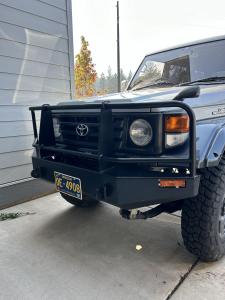 Toyota Land Cruiser Series 70 Front Bumper V2, Aluminum